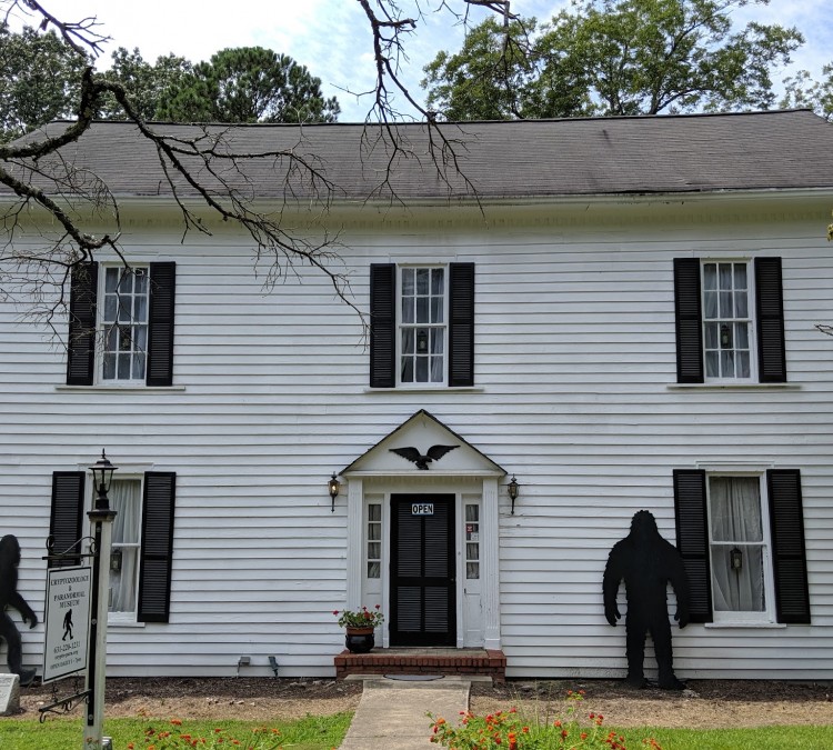 The Cryptozoology & Paranormal Museum (Littleton,&nbspNC)